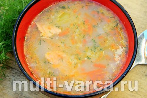 Уха из семги в мультиварке поларис